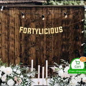 Gold 'Fortylicious' Party Banner